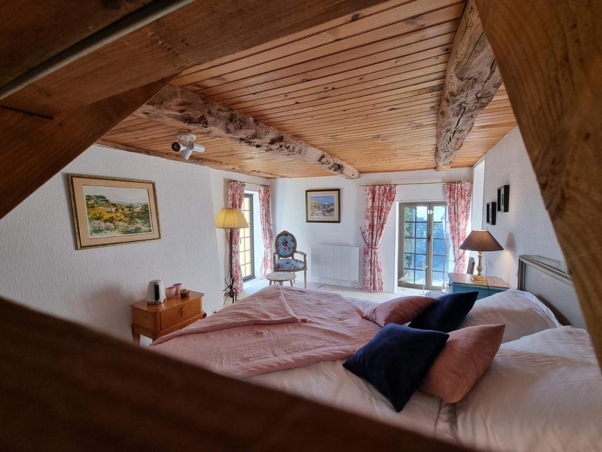 Bed and Breakfast Les Berges De La Planchette Yvignac-la-Tour Номер фото
