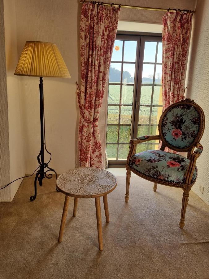 Bed and Breakfast Les Berges De La Planchette Yvignac-la-Tour Номер фото
