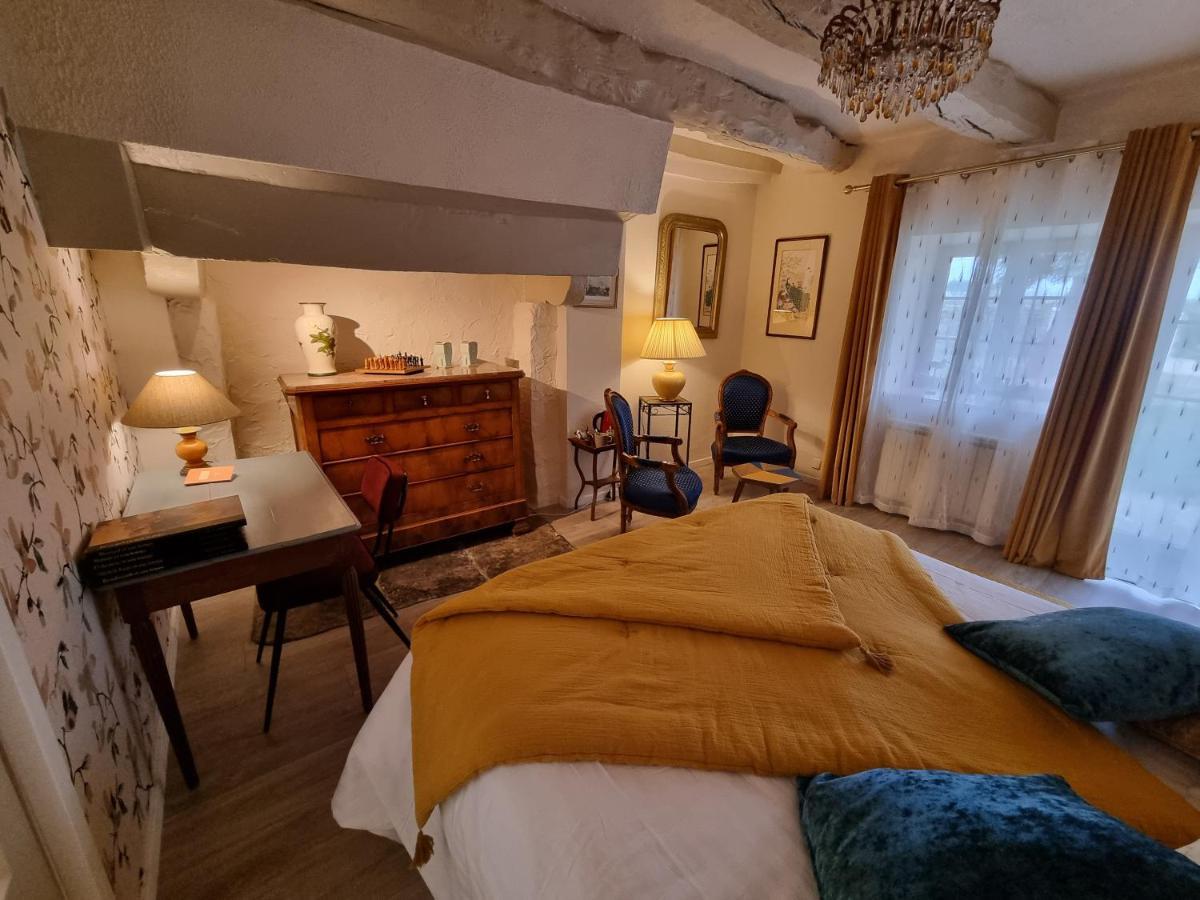 Bed and Breakfast Les Berges De La Planchette Yvignac-la-Tour Экстерьер фото