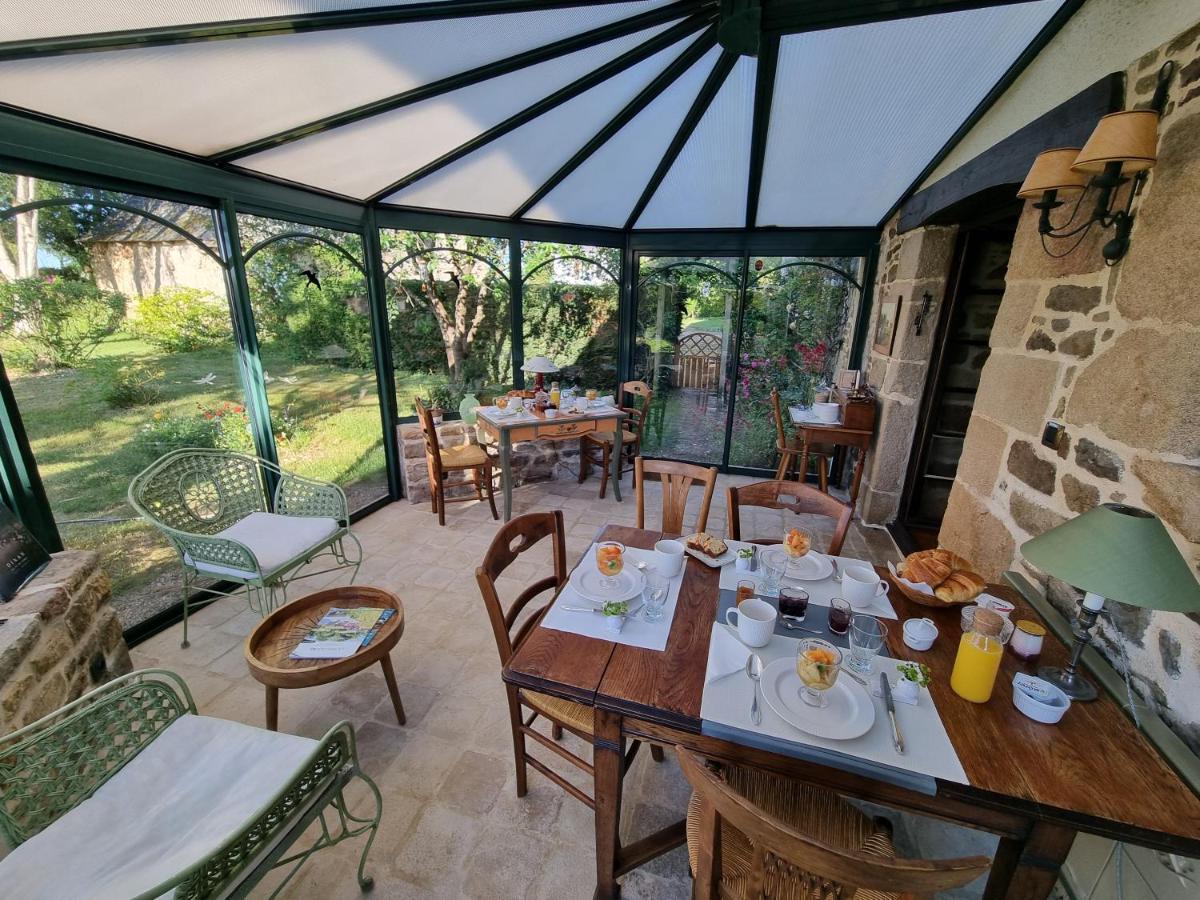 Bed and Breakfast Les Berges De La Planchette Yvignac-la-Tour Экстерьер фото