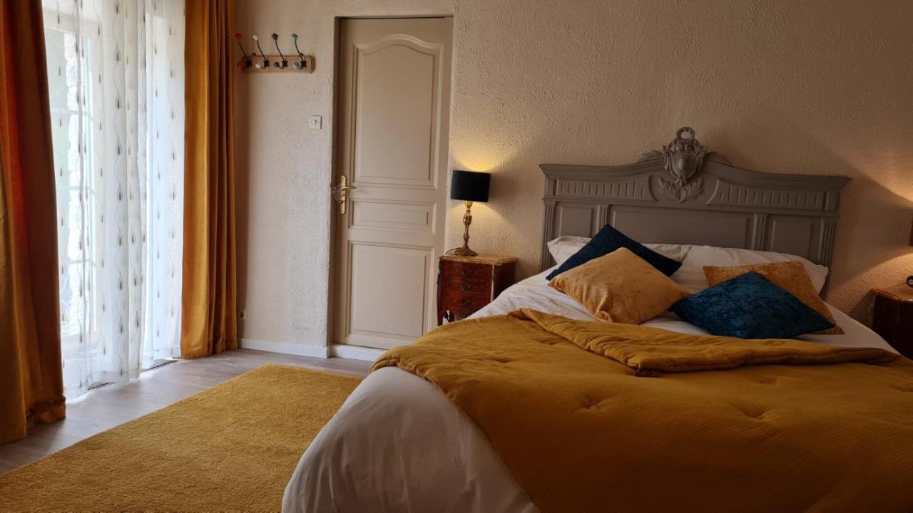 Bed and Breakfast Les Berges De La Planchette Yvignac-la-Tour Экстерьер фото