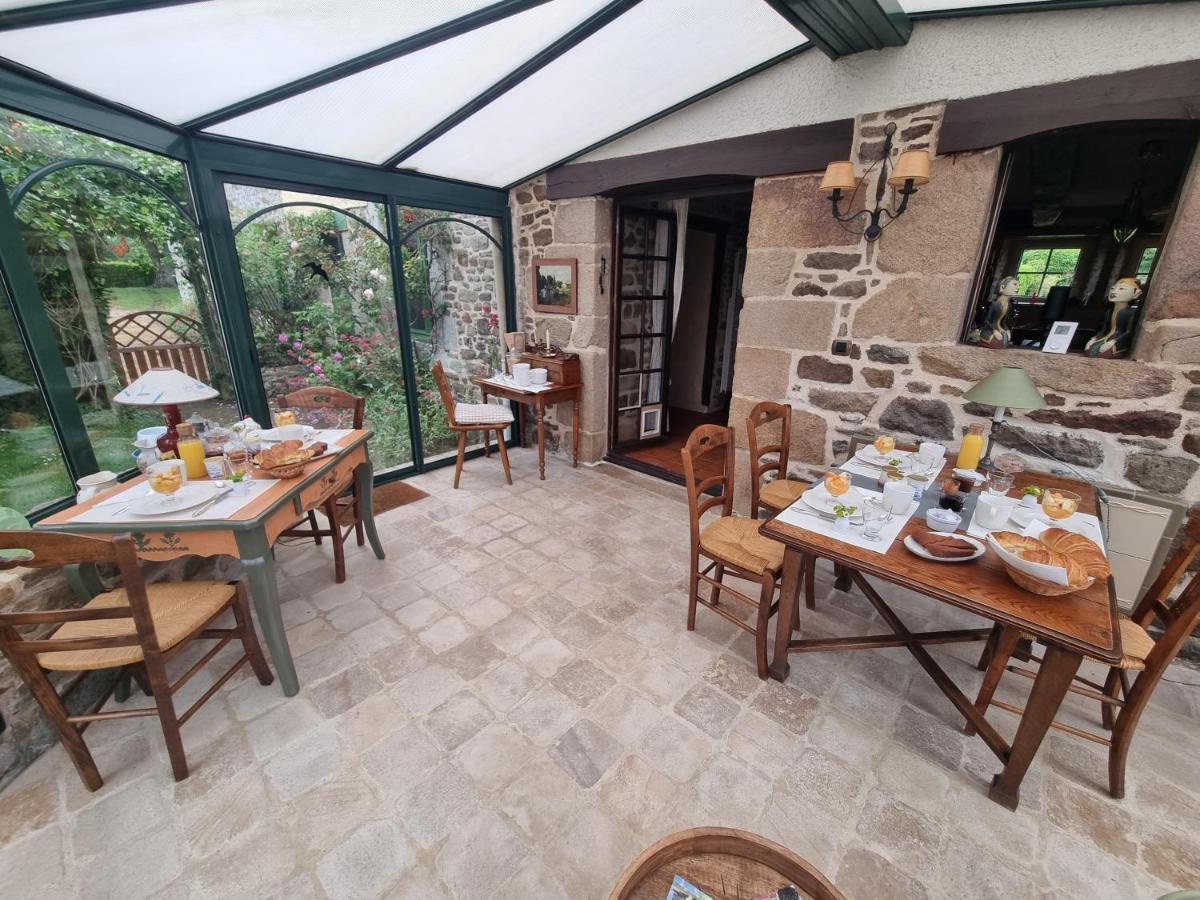Bed and Breakfast Les Berges De La Planchette Yvignac-la-Tour Экстерьер фото